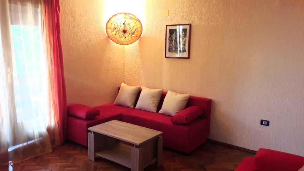 Apartment Vanja Pula Exterior photo